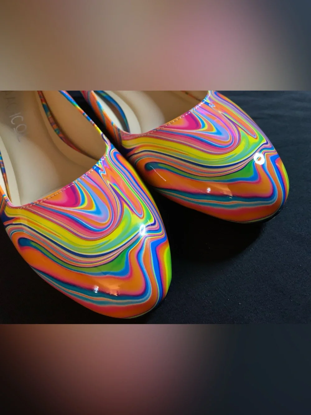 N/A eye catching
